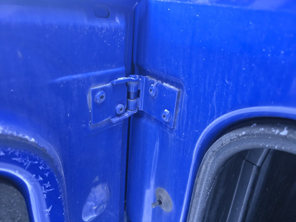 Крышка инструментального ящика 2018г