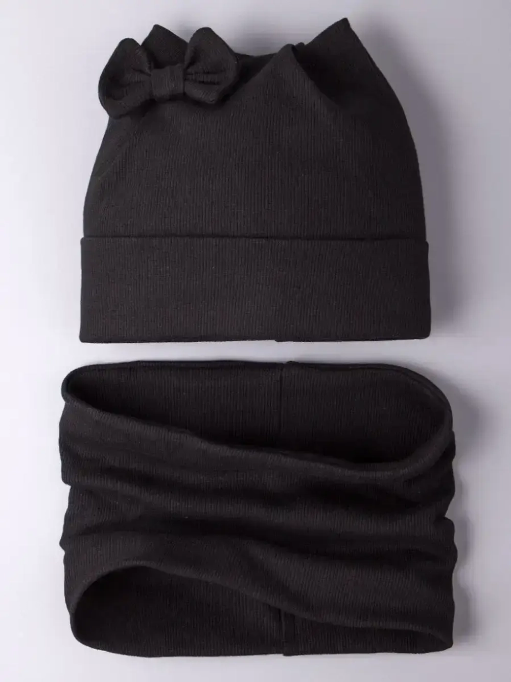 Шапка для девочки осенняя с ушками и снуд