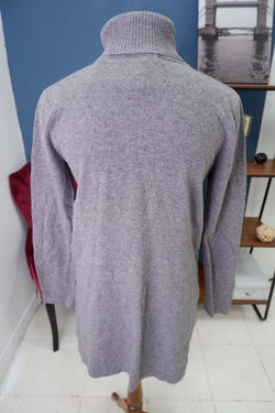 Свитер Bershka базовый 46 размер