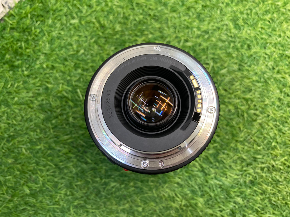 Canon EF 75-300mm 4-5.6 III USM