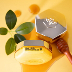 Укрепляющий крем для лица с медом и прополисом FarmStay Real Honey Propolis Cream, 50мл