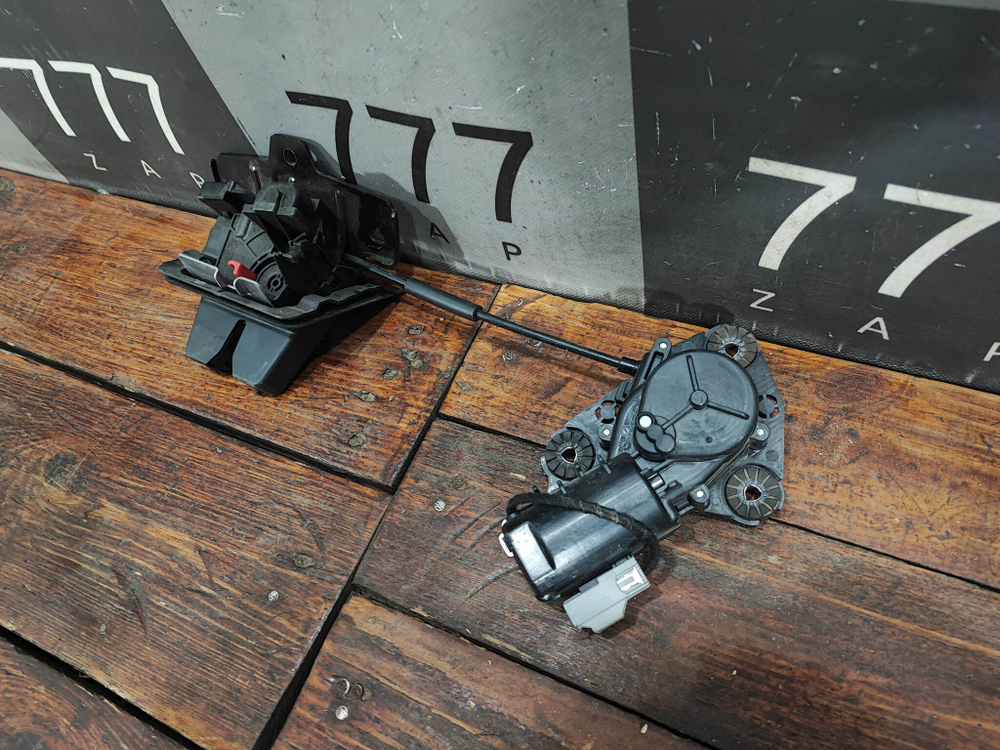 Замок крышки багажника Geely Atlas Pro, Tugella  Б/У Оригинал 5062027300