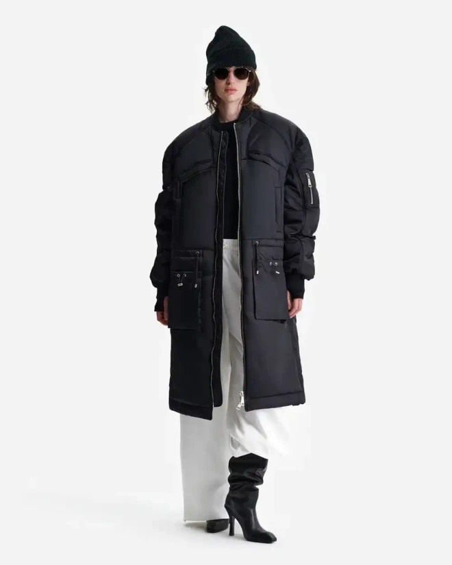 Утепленное пальто из нейлона