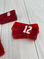 красные номерки