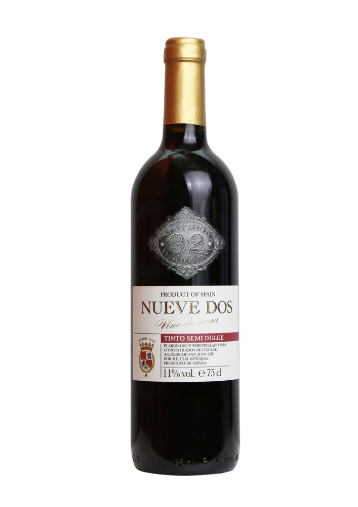 Вино Nueve Dos Tinto Semi Dulce 11%