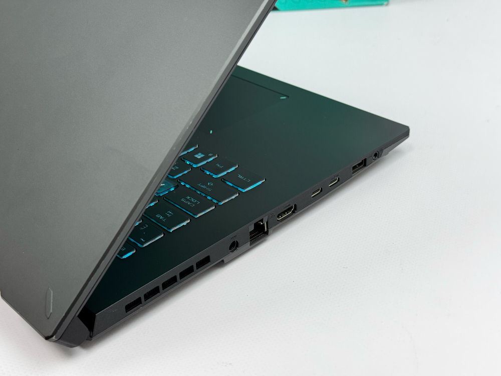 Игровой ASUS TUF Ryzen 9 7940H / RTX 4070 8GB / 16GB / 1TB / 17.3" / 360Hz / Win11 / Русско-Английская клавиатура