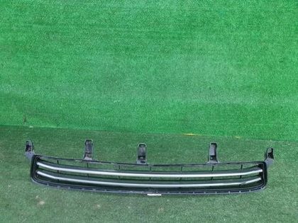 Решетка переднего бампера Lexus LX 3 (2012-2015)