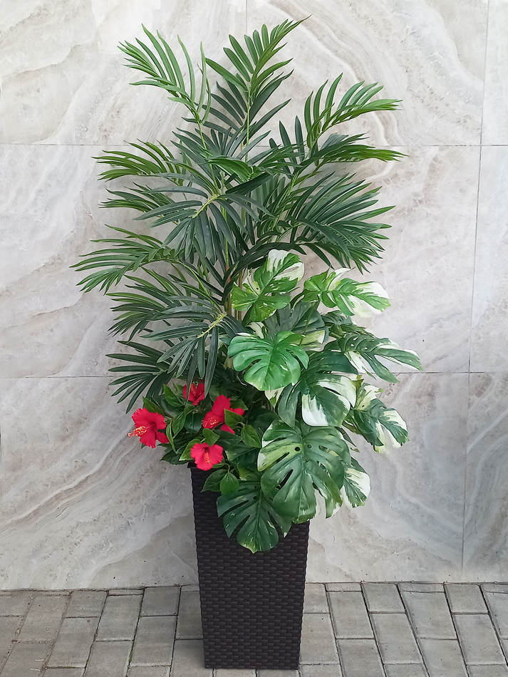 Композиция 150см с монстерой в кашпо ротанг 51см