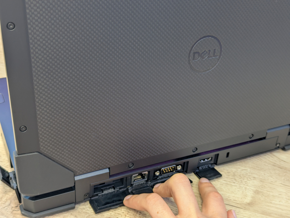 Dell Latitude 5430 Rugged 14" FHD IPS i5-1145G7 Intel Iris Xe Graphics Windows 11 Pro