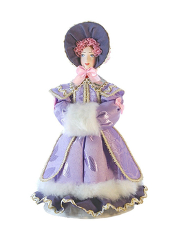 Кукла фарфоровая Дама в городской зимней одежде с муфтой