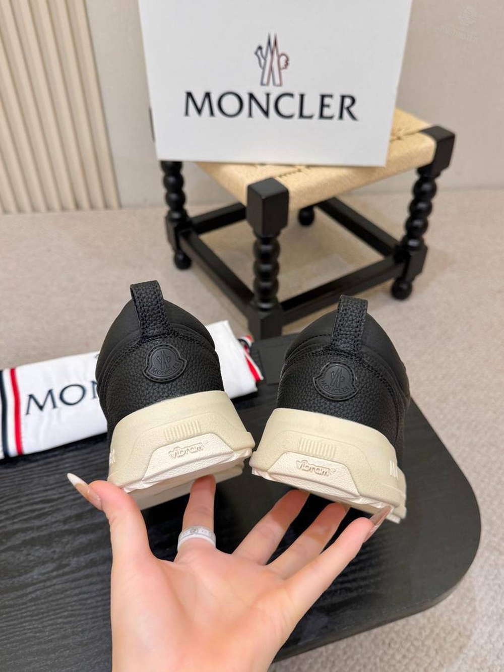 Кроссовки Moncler