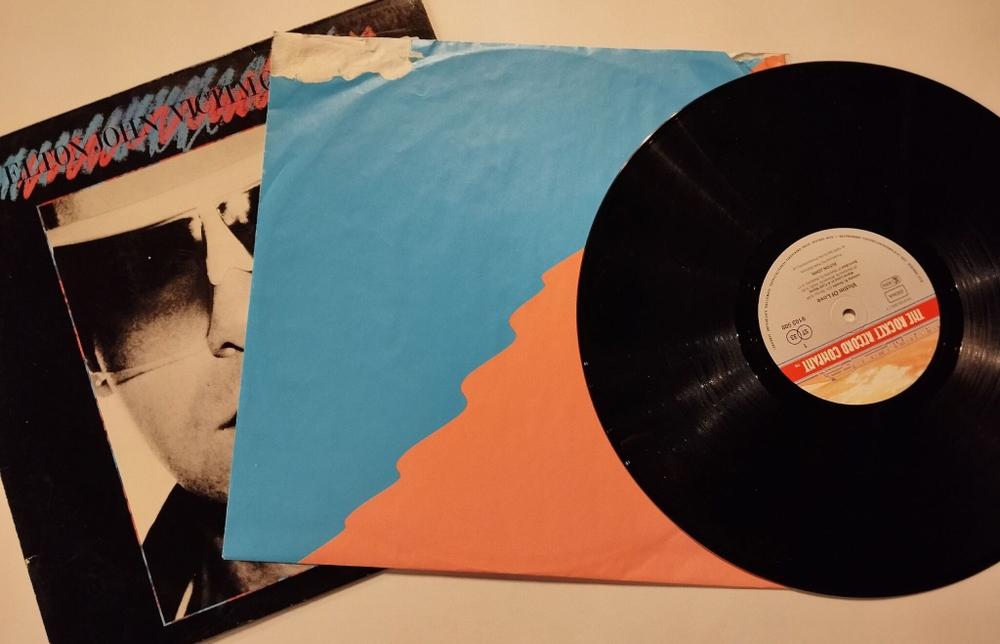Винтажная виниловая пластинка LP Elton John Victim Of Love (Germany 1979)