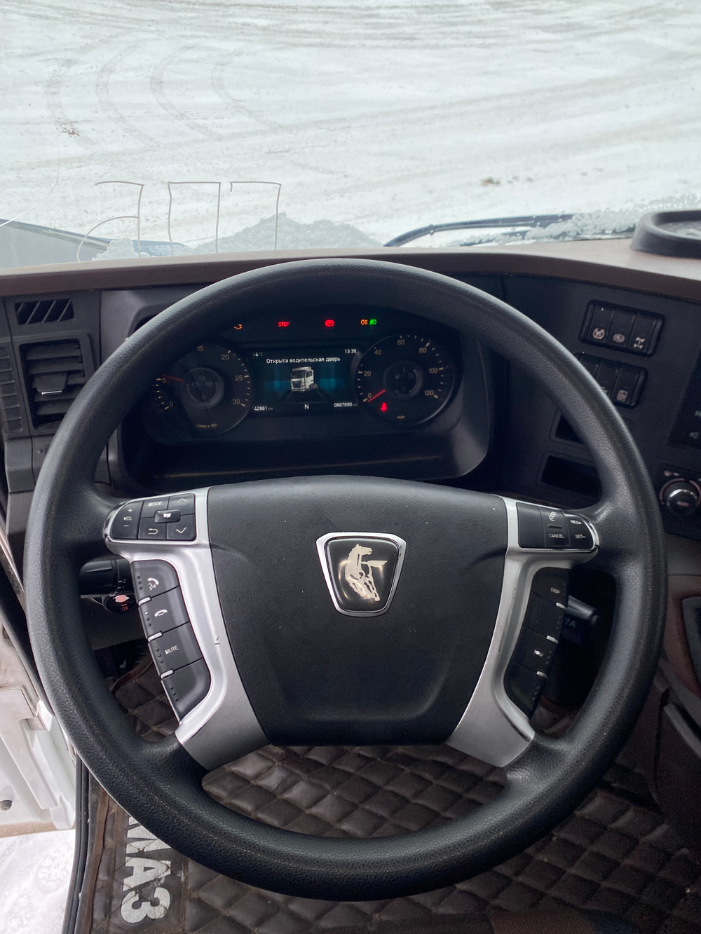 КамАЗ 54901 4x2 Седельный тягач 54901-004-94 (Дизельный, 12,0 л, 450 л.с., МТ)