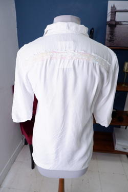 Рубашка с пайетками 44 размер