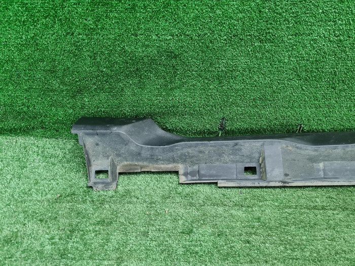 Накладка порога правая Subaru Outback 6 (19-нв)