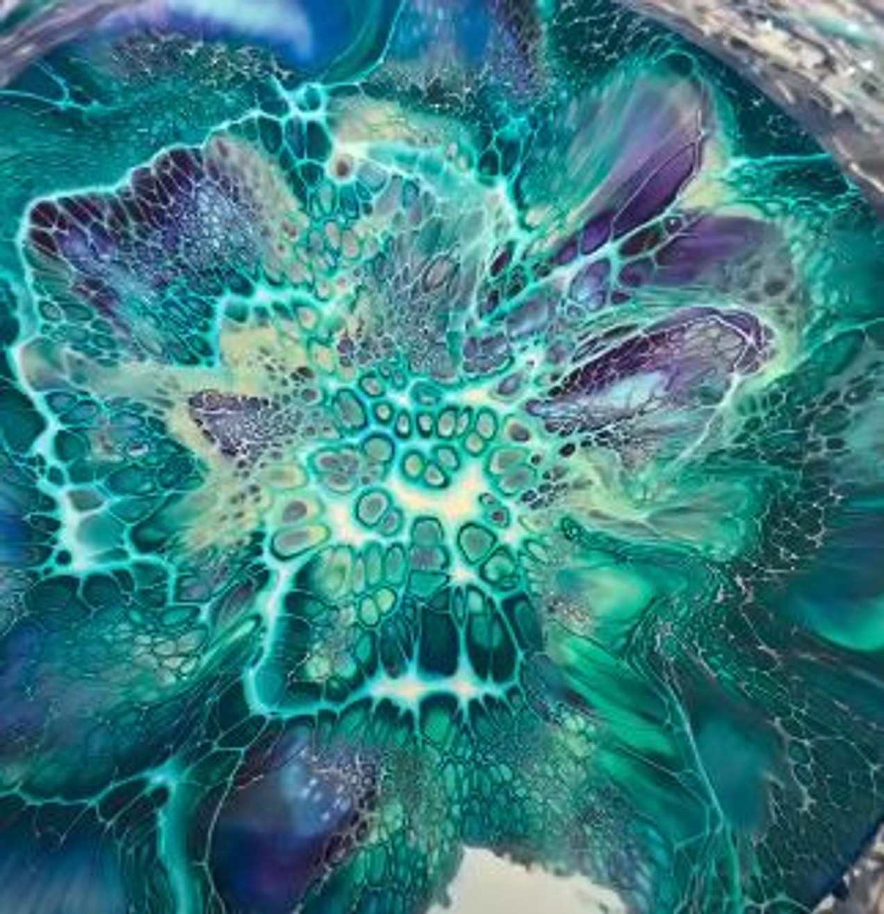 Как сохранить красоту часов и украшений из эпоксидной смолы на долгие годы