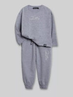 Спортивный костюм для мальчика в школу