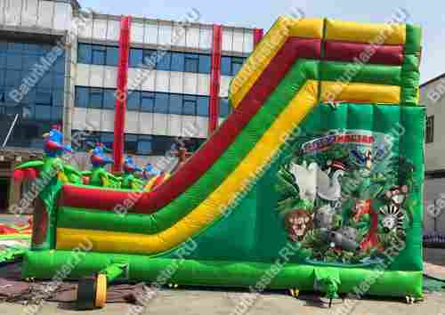 Надувной батут "Джунгли малый" с птичками на столбиках, размер 10*7*5 м