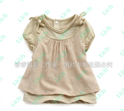 Топ с завязками на плечах и имитацией нижней футболки