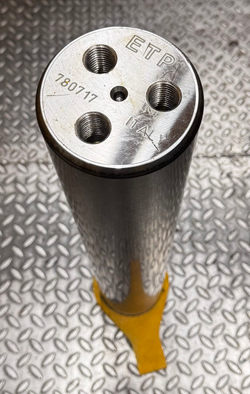 Палец 21M-70-11260