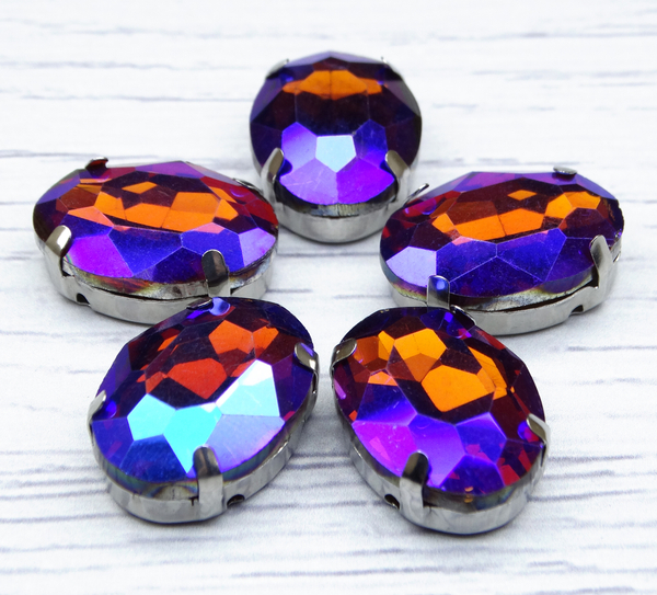 ОЦ030НН1318 Хрустальные стразы формы "овал" в цапах, цвет: янтарный AB, размер: 13х18 мм, 3 шт.