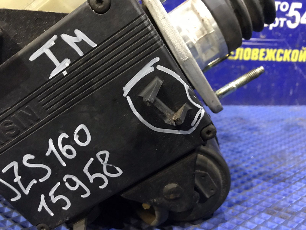 Главный тормозной цилиндр TOYOTA ARISTO 2000-2004