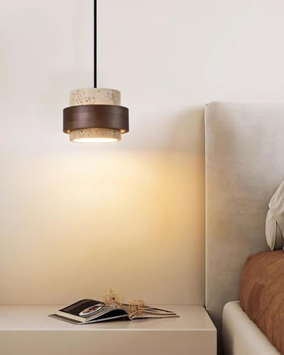 подвесной светильник выполнен из натурального травертина и дополнен акцентом из дерева тёмного оттенка