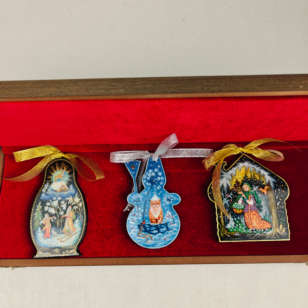 Набор из 3-х ёлочных игрушек "Русская зима" с росписью Палех