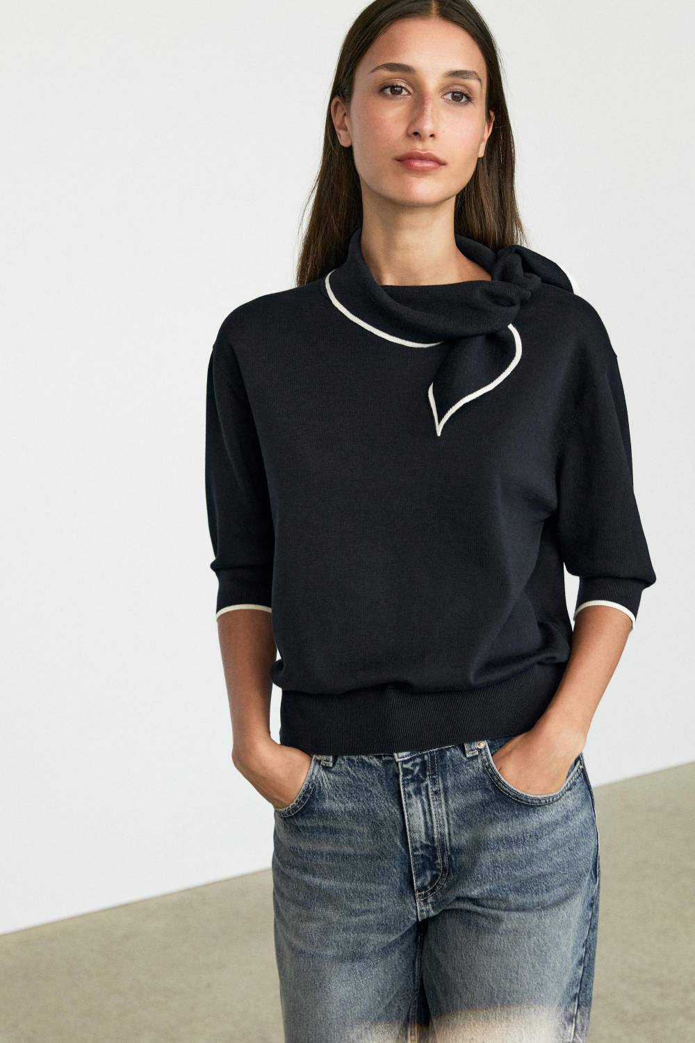 Massimo Dutti Хлопковый джемпер с декоративным бантом, темно-синий