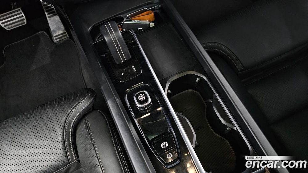 Volvo XC60 2 Generation B6 R-Design (02.2022)