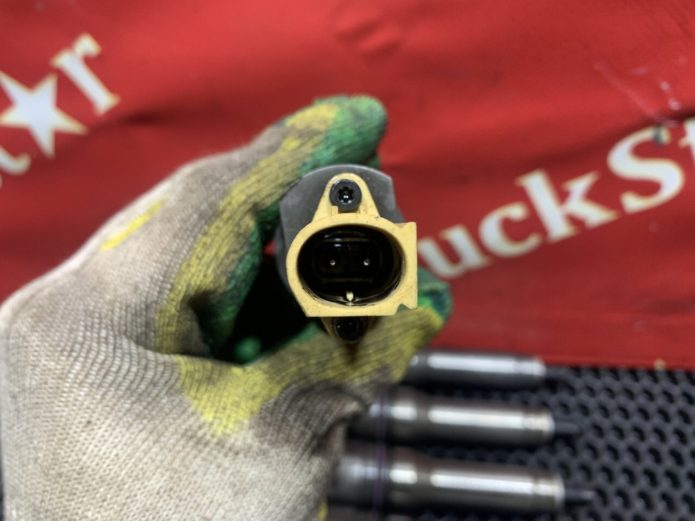 Комплект форсунок топливных 2021г