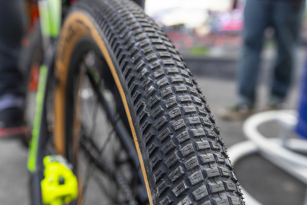 Schwalbe billy bonkers 27.5 sale