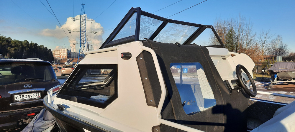 Алюминиевая лодка Berkut M HT