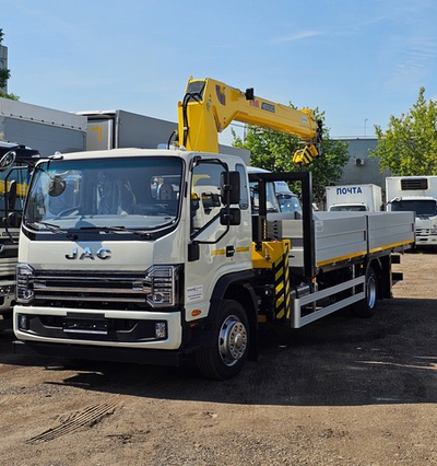 JAC N120X бортовой с КМУ Hyva HST6.3E3