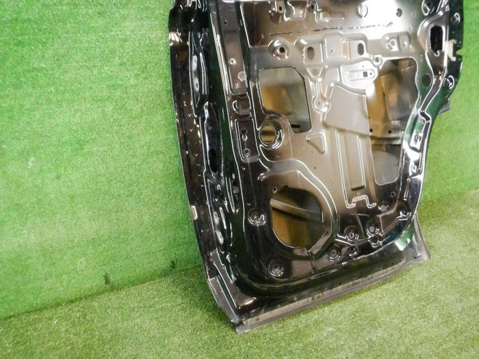 Дверь задняя правая Cadillac Escalade 4 (2014-2020)