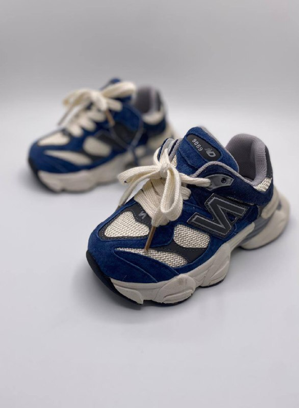 Детские кожаные кроссовки New Balance 9069