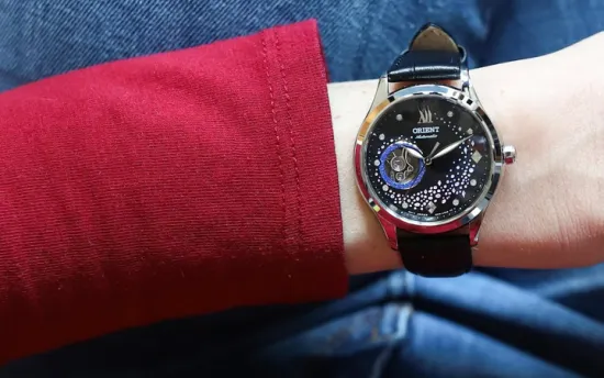 Женские наручные часы RA-AG0019B10B