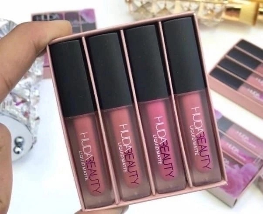 Набор мини-помад 4 в 1 Huda Beauty Pink Love Collection