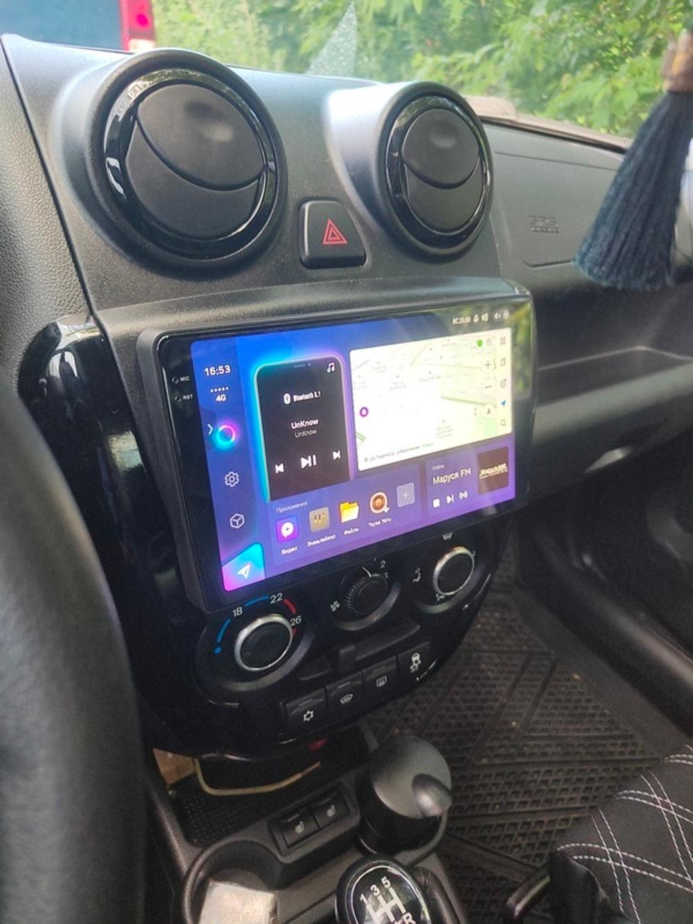 Магнитола для Lada Granta 2011-2018 (взамен ШГУ) - Teyes CC4-PRO монитор 9.5" 2K QLED на Android 13, Snapdragon 778G, AI, CarPlay, DSP, 4G SIM-слот