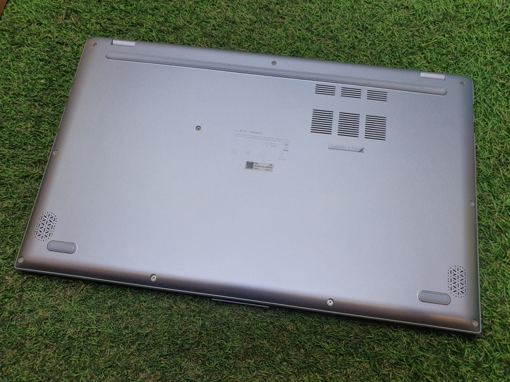 Ноутбук Asus Ryzen 5/8Gb/FHD/VivoBook M712DA M712DA-AU024