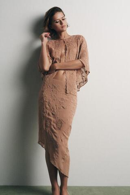 ZARA ЮБКА ИЗ ЖОРЖЕТА С ВЫШИВКОЙ И БУСИНАМИ, РОЗОВАТЫЙ