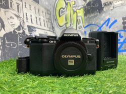 Olympus OM-D E-M10