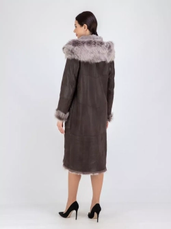 Дубленка зимняя с капюшоном натуральная