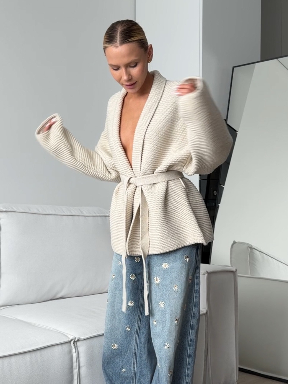 Кардиган из крупной вязки, с поясом