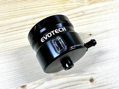 Evotech-rc Бачок тормозной с боковым выпускным отверстием