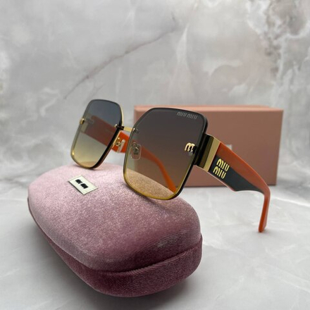Солнцезащитные очки MIU MIU