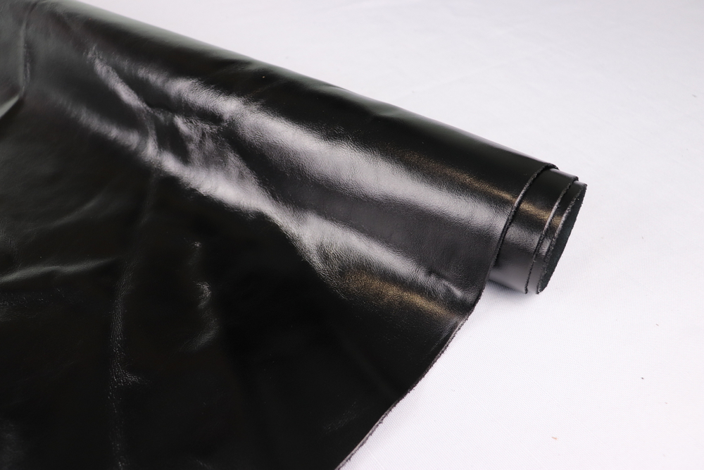 1,1-1,3 Кожа Блэк Спик 128 дм² (КЛ)