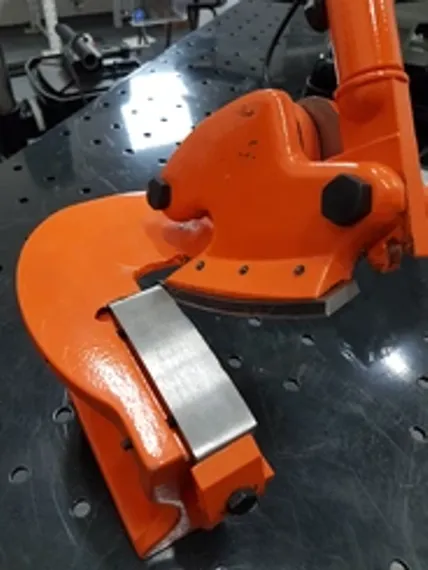 Электромеханическая гильотина Rollbend RGS 1350x3