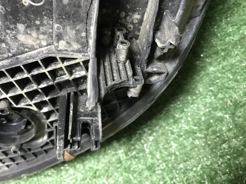 Битая Фара правая BMW X5 F15 X6 F16 (13-18) ксенон