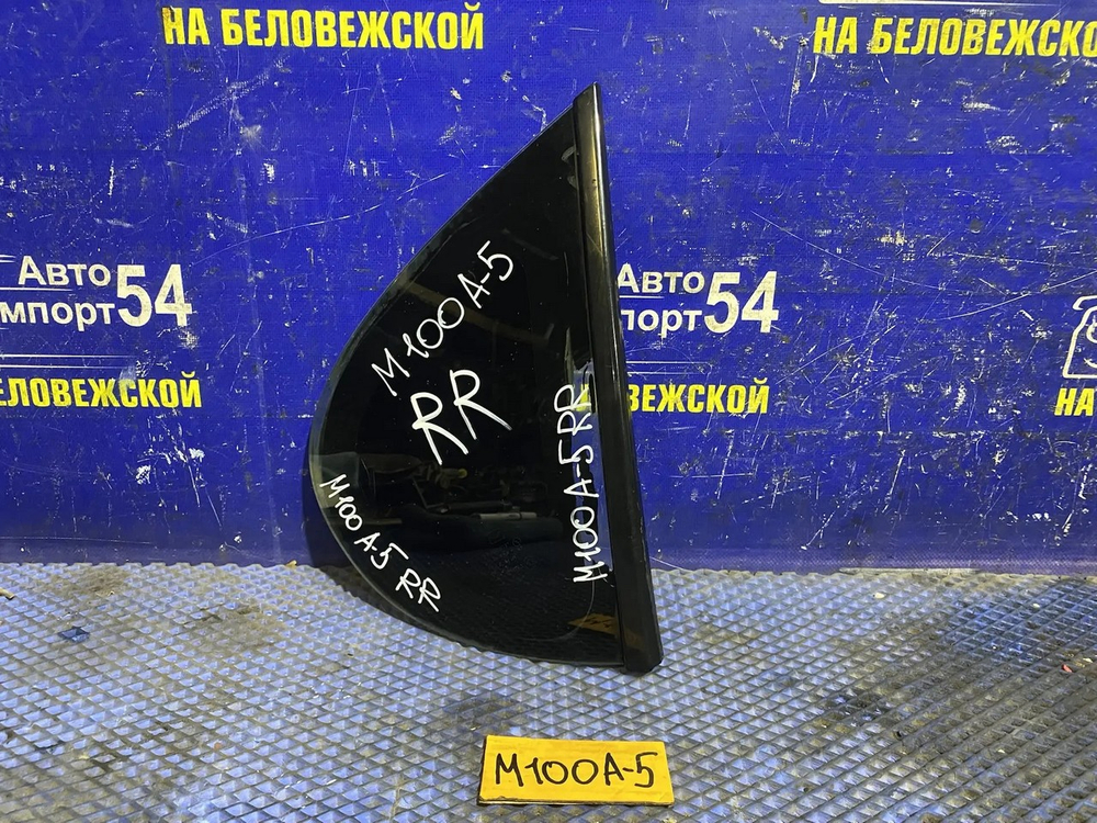 Стекло багажника правое TOYOTA DUET 1998-2000